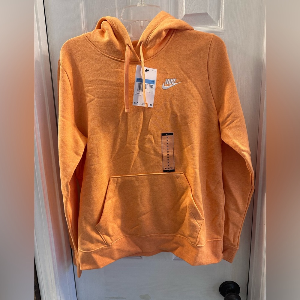 Nike Women's Club Fleece Pullover Hoodie size M orange